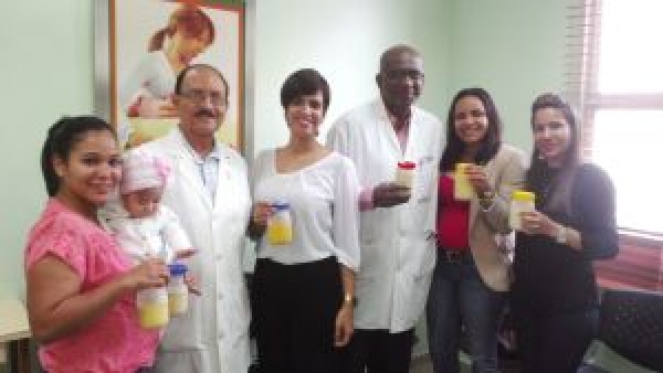 Maternidad la Altagracia fortalece donación de Leche Humana