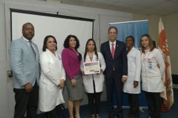 El HUMNSA, Fundación Popular y UNFPA presentan avances del “Proyecto Hospital Modelo para la Reducción de la Mortalidad Materna y Neonatal”