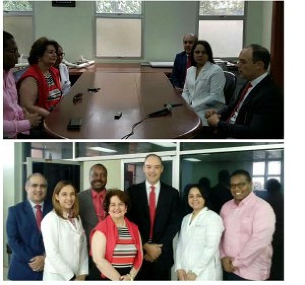 Presidente del Instituto Dominicano de las Telecomunicaciones ( INDOTEL), José del Castillo Saviñon, visita Maternidad la Altagracia, con el objetivo de poner en funcionamiento una Biblioteca Virtual.