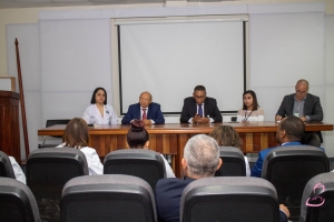 Viceministro de Calidad visita Maternidad la Altagracia y exhorta al personal a seguir trabajando para mantener bien los indicadores de salud.