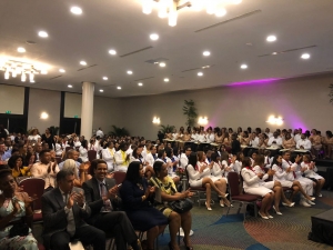 Maternidad Nuestra Se&ntilde;ora de la Altagracia grad&uacute;a 48 m&eacute;dicos en 5 especialidades.