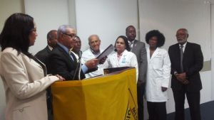 Realizan Cient&iacute;fico Gremial en el HUMNSA