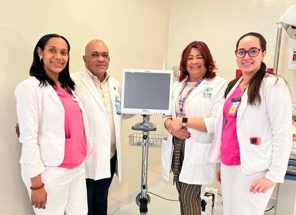 Hospital Maternidad la Altagracia recibe equipo neonatal