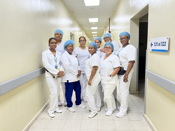 Hospital Maternidad la Altagracia felicita enfermeras en su día